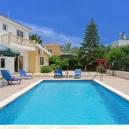 Villa Dentro Walking Distance To Coral Bay Centre *