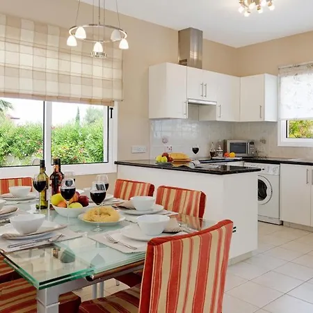 Villa Dentro Walking Distance To Coral Bay Centre